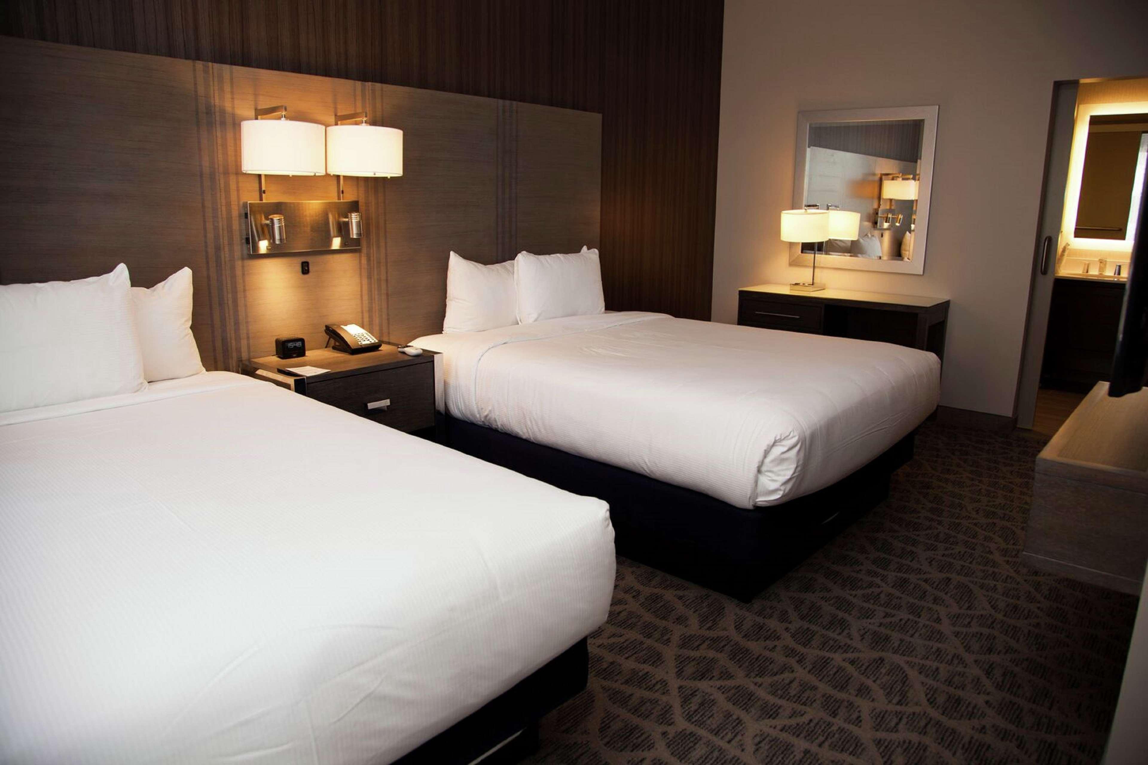 Embassy Suites By Hilton The Woodlands Exteriér fotografie
