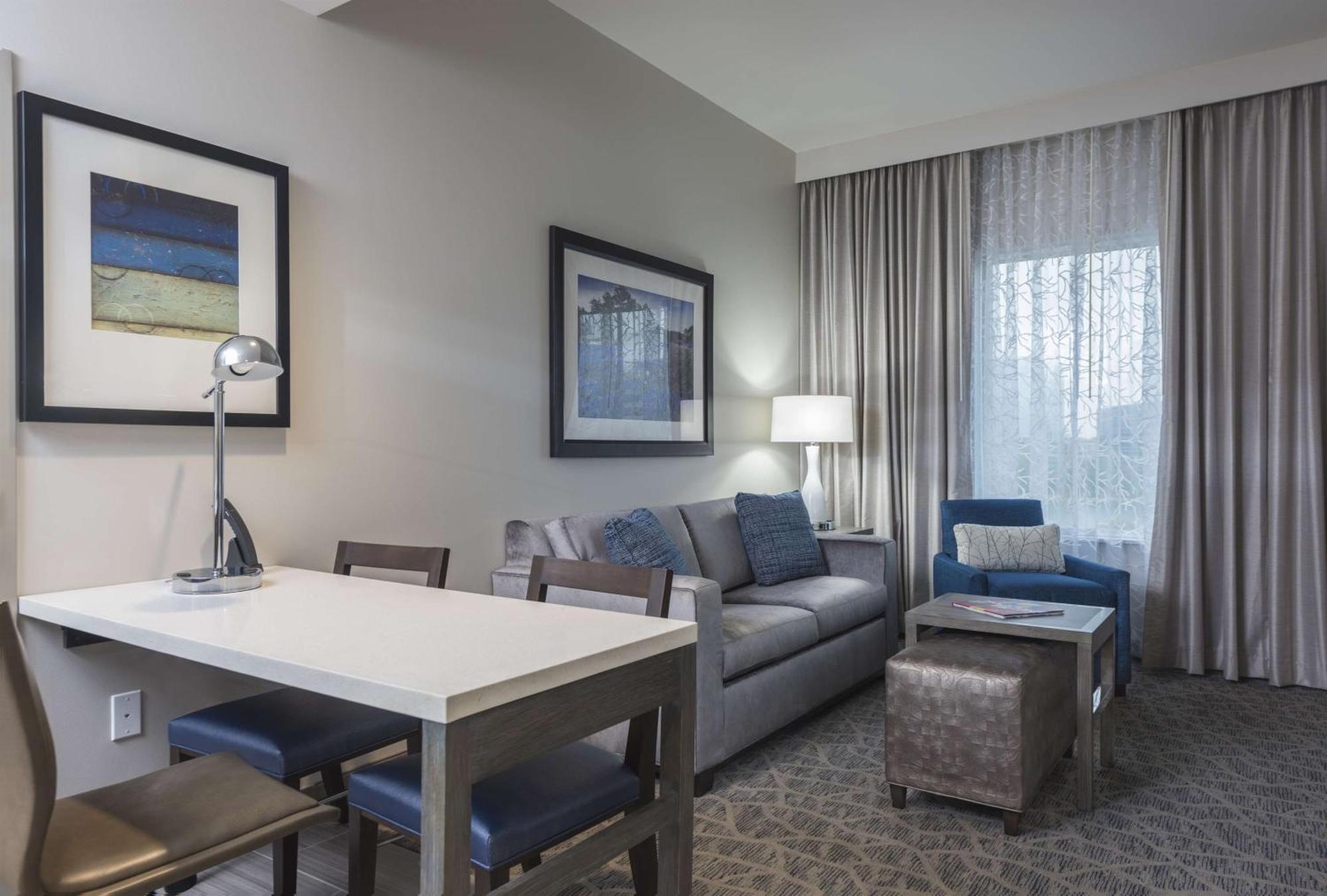 Embassy Suites By Hilton The Woodlands Exteriér fotografie
