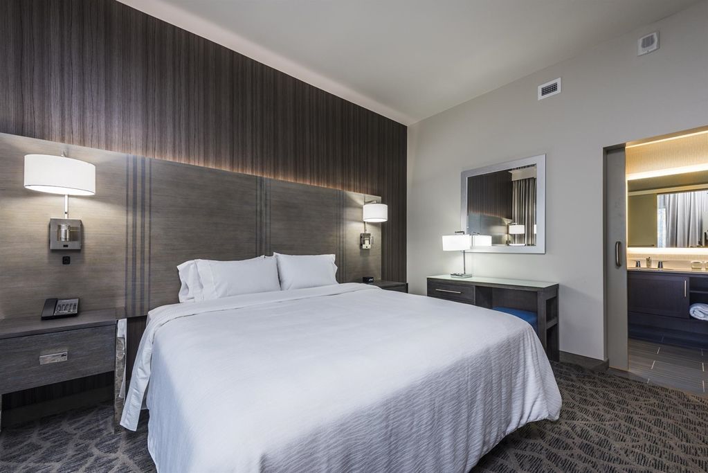 Embassy Suites By Hilton The Woodlands Pokoj fotografie