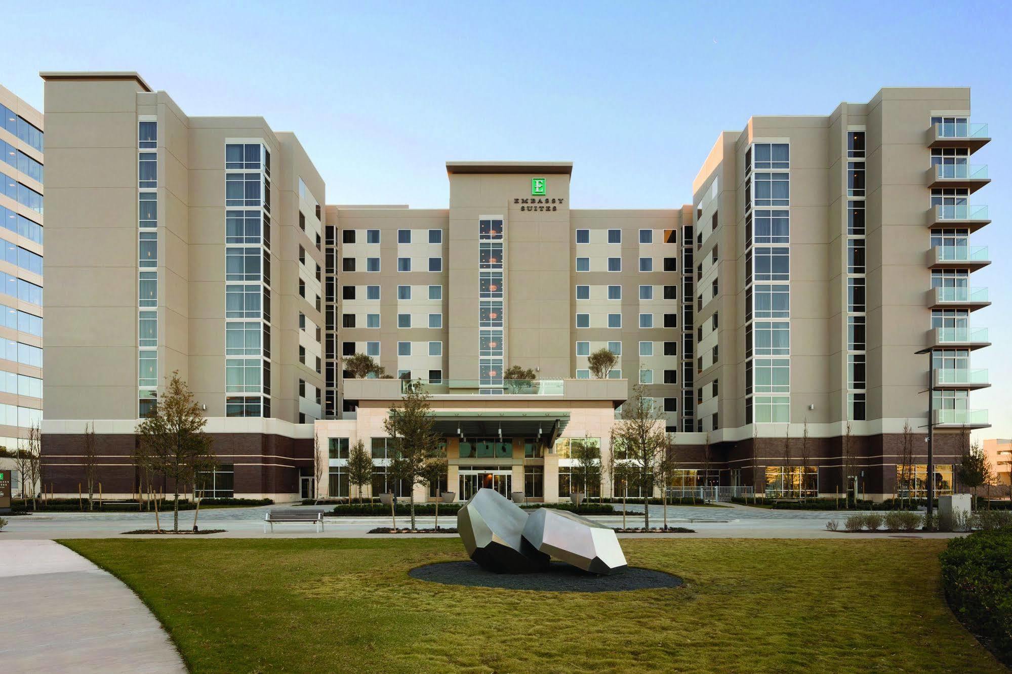 Embassy Suites By Hilton The Woodlands Exteriér fotografie